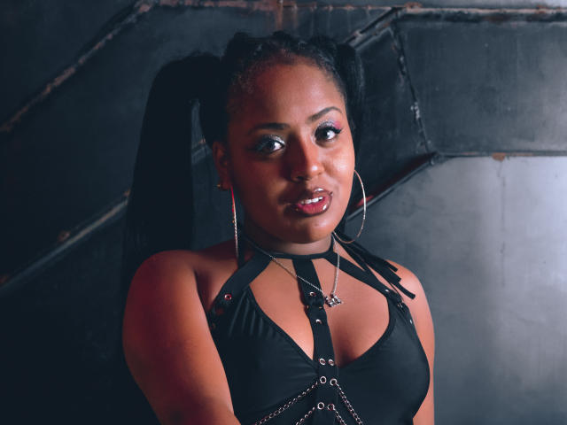 NaomyFoxy - Live sex cam - 10190775