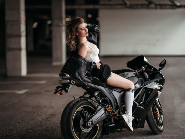 InYourLove - Sexe cam en vivo - 10197695