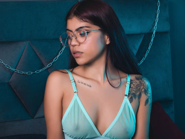 VicttoriaBlue - Sexe cam en vivo - 10212247