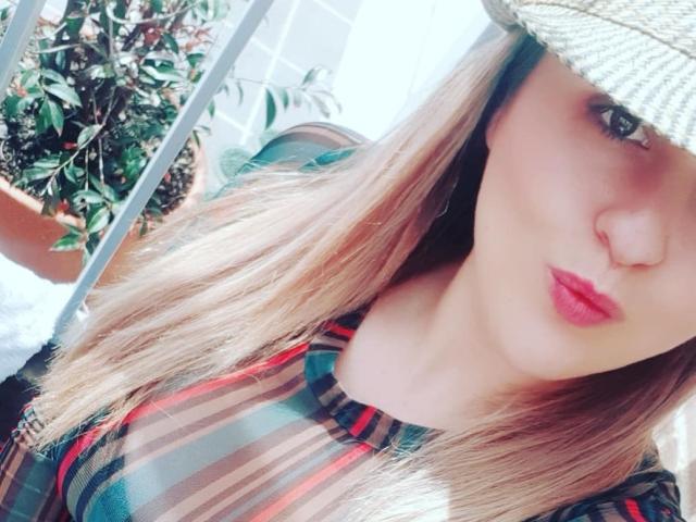 KristinField - Sexe cam en vivo - 10224699