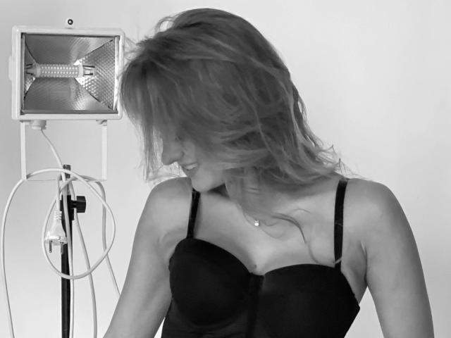 CarolinaSparks - Sexe cam en vivo - 10227011