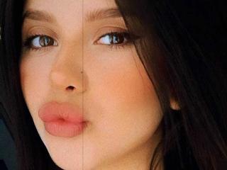 MelanyWhite - Live porn &amp; sex cam - 10228439