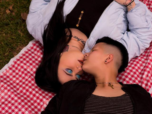 MiaAndMolly - Sexe cam en vivo - 10237907