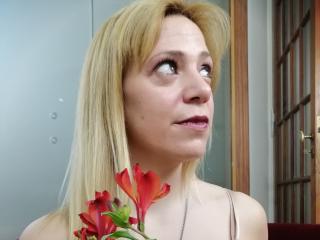 EmilyJameson - Live porn &amp; sex cam - 10256191