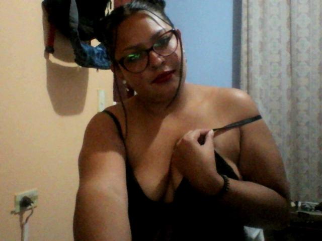 Adi69 - Sexe cam en vivo - 10259723