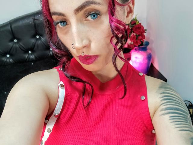 TrainedClaire - Live Sex Cam - 10260071