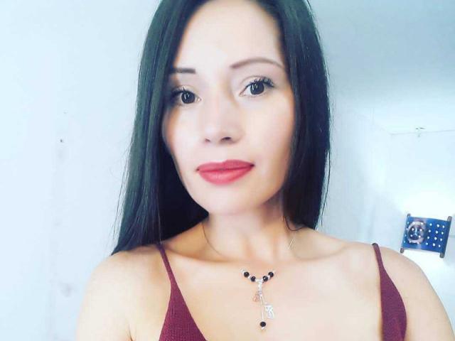 KellyAnn - Live Sex Cam - 10289767