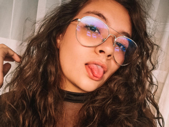 SaraJoness - Live Sex Cam - 10293631