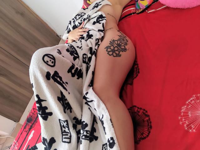 MeganYMax - Live porn &amp; sex cam - 10300383