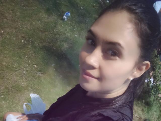 KylieAllen - Live sex cam - 10302507