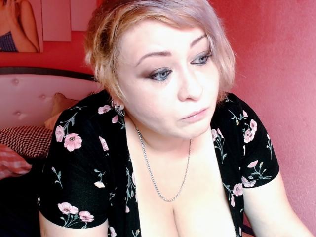 Doloresyy - פורנו בשידור חי ומצלמת סקס - 10305635