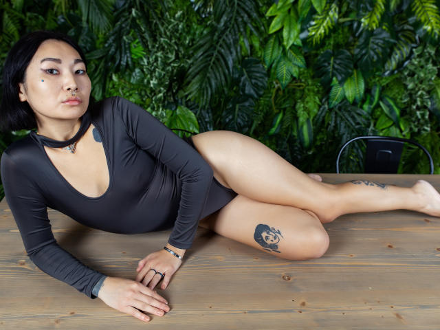 LillyParks - сексуальная веб-камера в реальном времени - 10340515