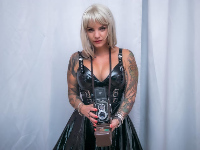 VanessaOdette - Live sex cam - 10354771