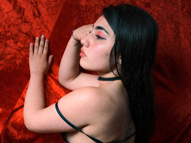 JulieAri - Sexe cam en vivo - 10367487