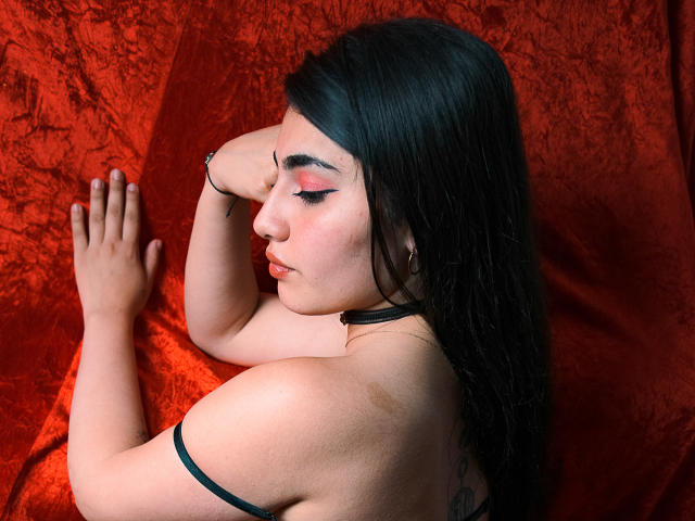 JulieAri - Sexe cam en vivo - 10367495