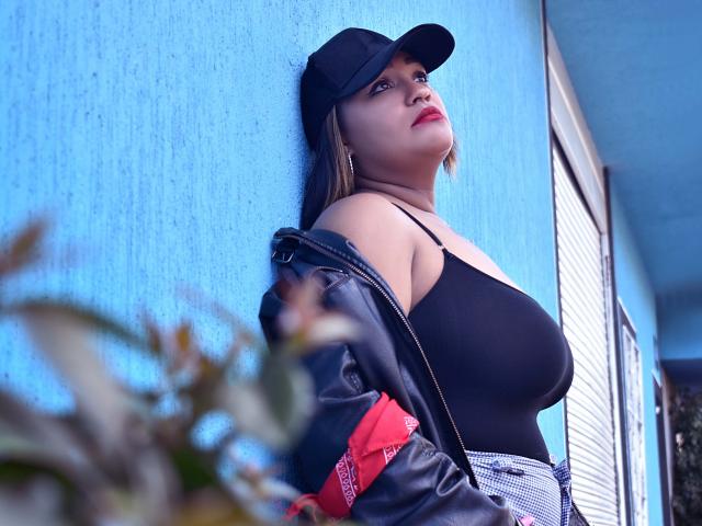 MichelleBrito - Live porn &amp; sex cam - 10378543