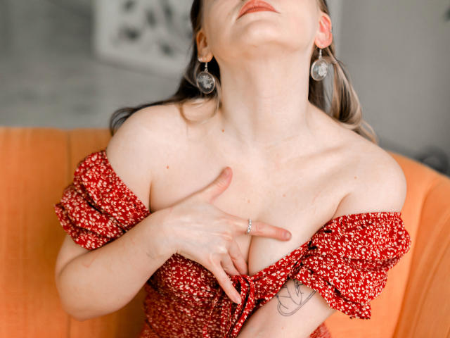 LynneDawson69 - Sexe cam en vivo - 10379483