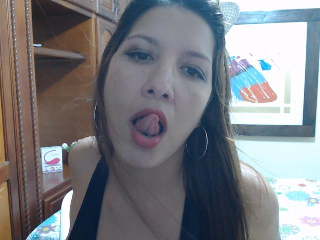 EmilyHorny - Sexe cam en vivo - 10385291