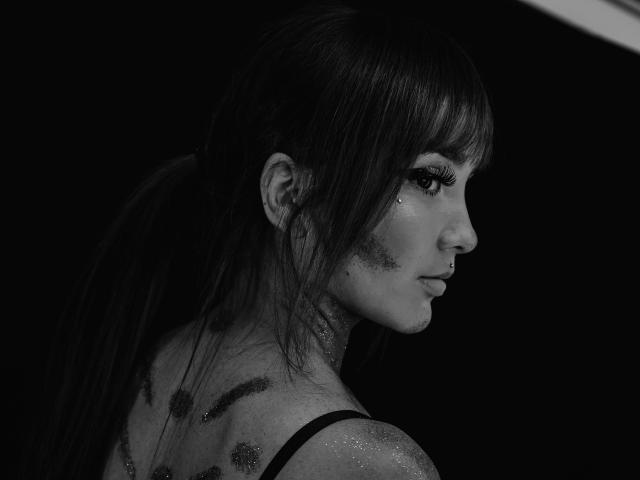 TamaraOlsen - Camera khiêu dâm &amp; quyến rũ trực tiếp - 10394415