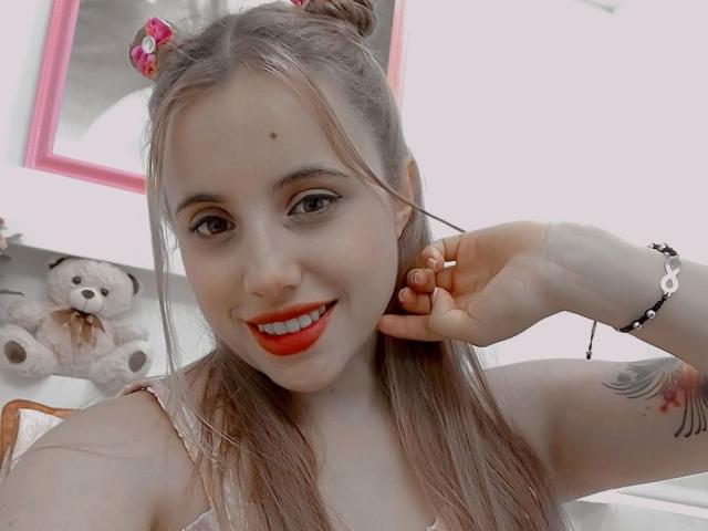 GraceRogers - Live porn &amp; sex cam - 10406351