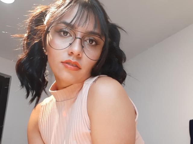 MelissaAval - Sexe cam en vivo - 10407591