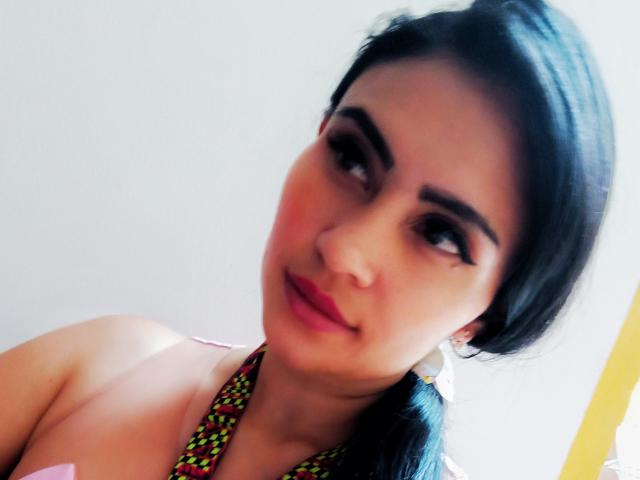 KylieAllen - Live porn &amp; sex cam - 10421815