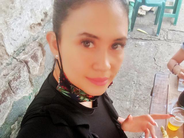 KylieAllen - Live sexe cam - 10421835