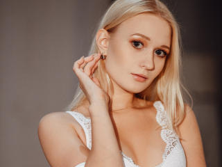 LeonaSmoll - Sexe cam en vivo - 10424523