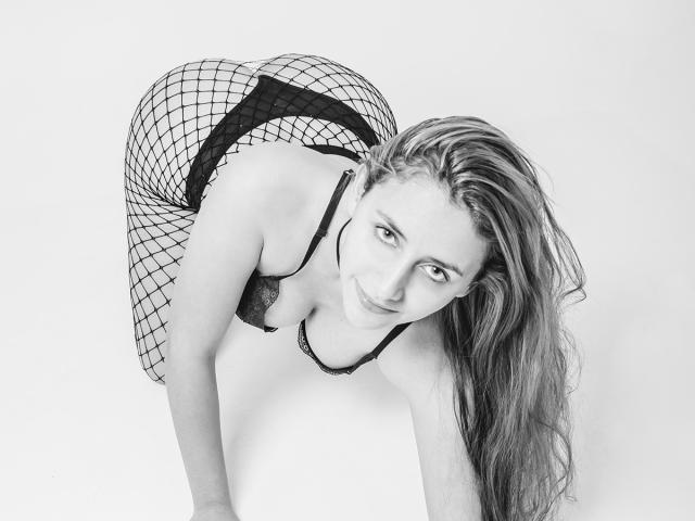 AnneGrey - Sexe cam en vivo - 10430535