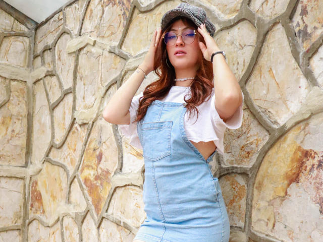 AnnieHoward - Live sex cam - 10472975