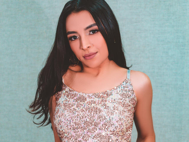 SaraSitone - Live porn &amp; sex cam - 10484387