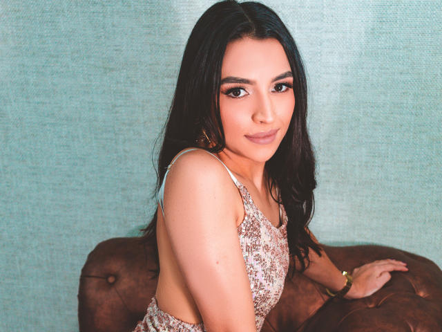 SaraSitone - Live porn &amp; sex cam - 10484395