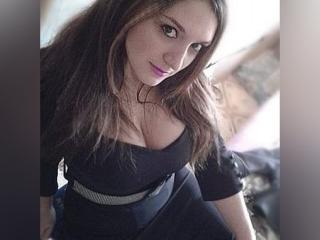 MisBigTitzX - Live sex cam - 10488163