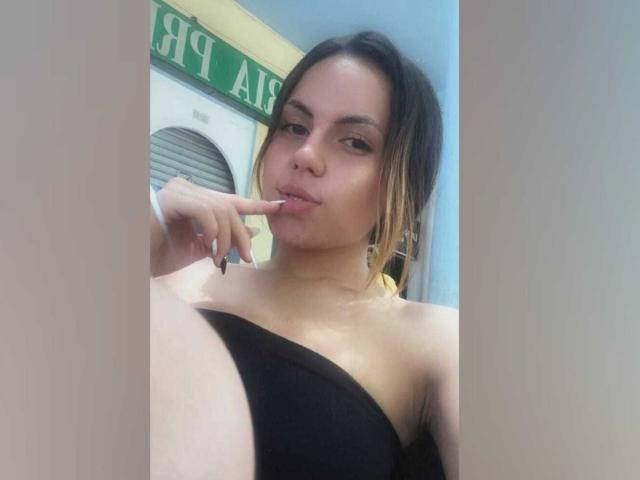 SharonSmall - сексуальная веб-камера в реальном времени - 10489827