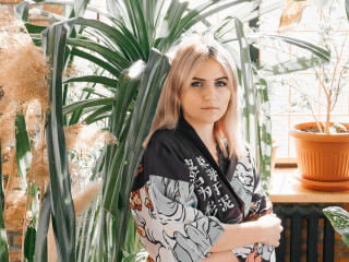 FriyaNight - Live porn &amp; sex cam - 10489887