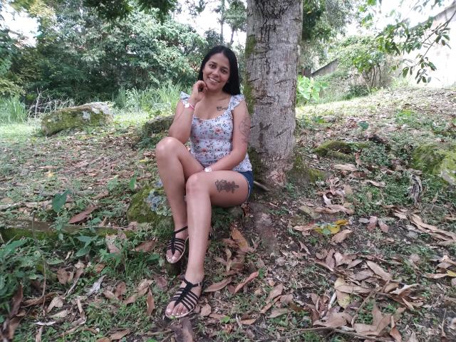 PauletteLove - Live sex cam - 10490403