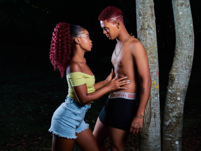 AbbyAndJosue - Live sex cam - 10501083