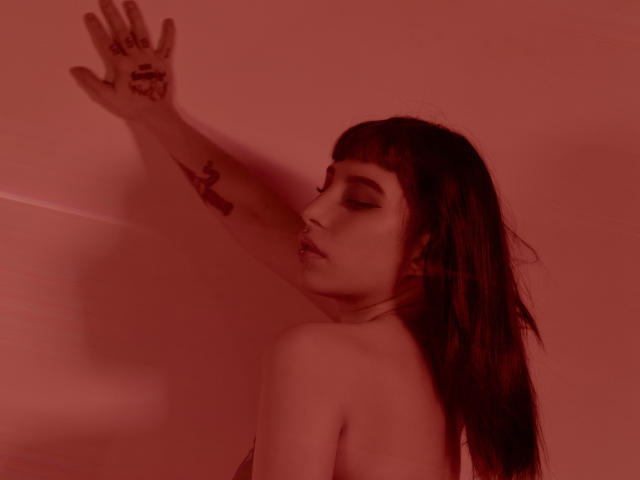 EmmaConnors - Live sex cam - 10515767