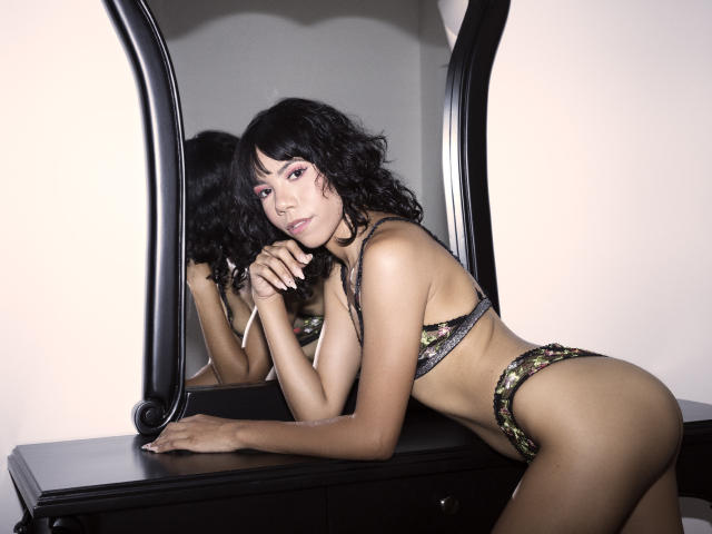 CamilaPerk - Sexe cam en vivo - 10520351