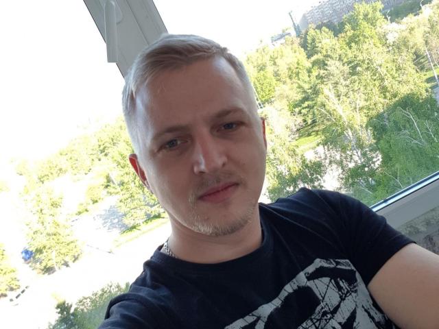 GeorgeWinter - Live sex cam - 10528603