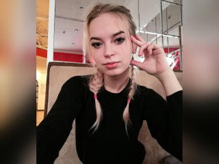 SarahFlores - Live sexe cam - 10537143