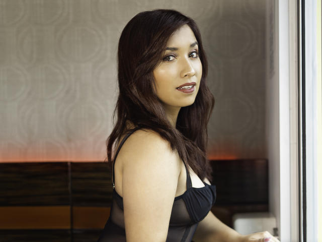 MiaOliveira - сексуальная веб-камера в реальном времени - 10542851