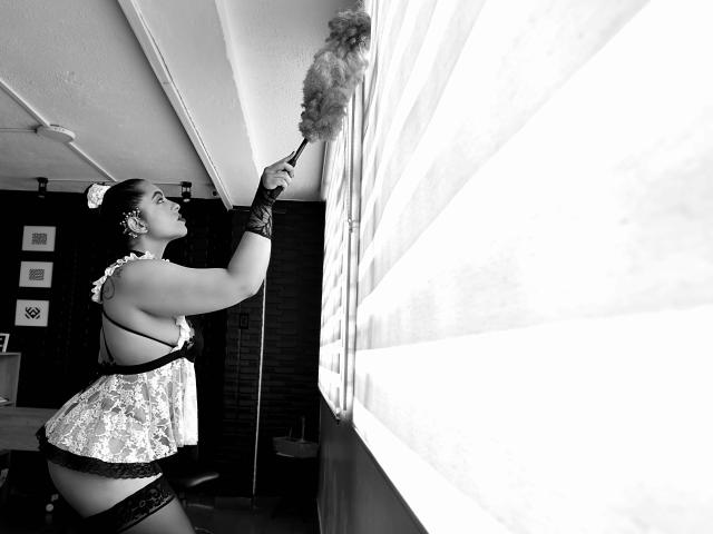 ScarlettBigAss - Sexe cam en vivo - 10560119