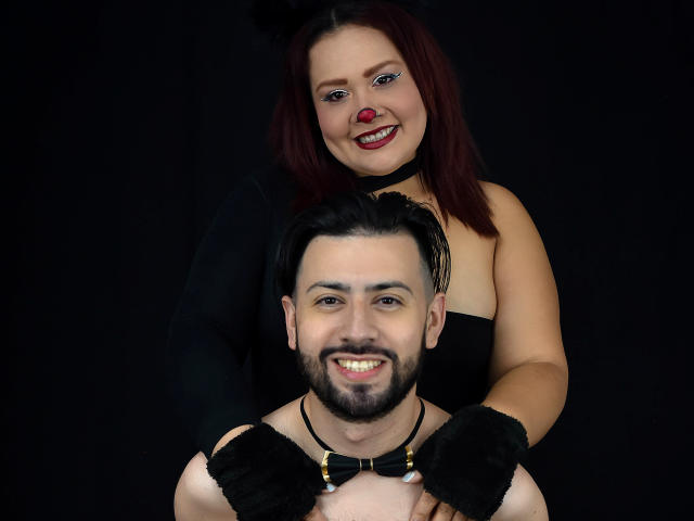 AaronAndCoraline - Live sexe cam - 10571127