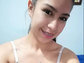 KenyaAdams - Live porn &amp; sex cam - 10571859