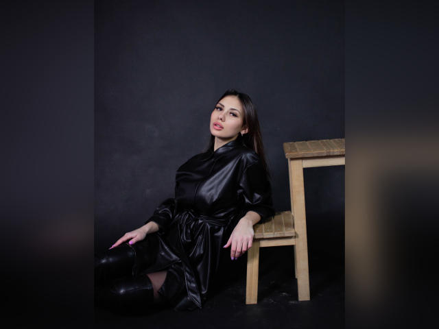 MilkaFlores - Sexe cam en vivo - 10572711