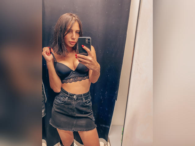 MilkaFlores - Sexe cam en vivo - 10572715