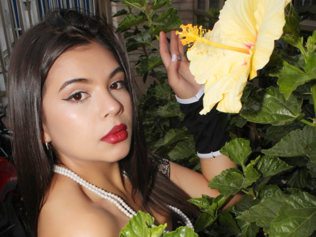 EmiliArango - Sexe cam en vivo - 10580359