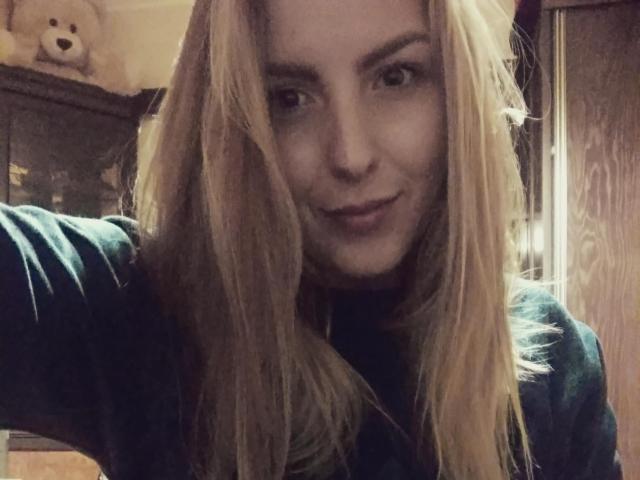 EmilyGalaxy - Sexe cam en vivo - 10590919