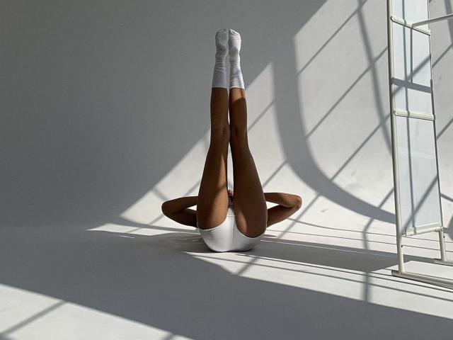 SilenaSiren - פורנו בשידור חי ומצלמת סקס - 10591219